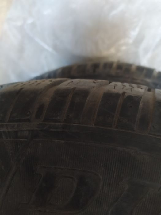 Шины зимние Dunlop