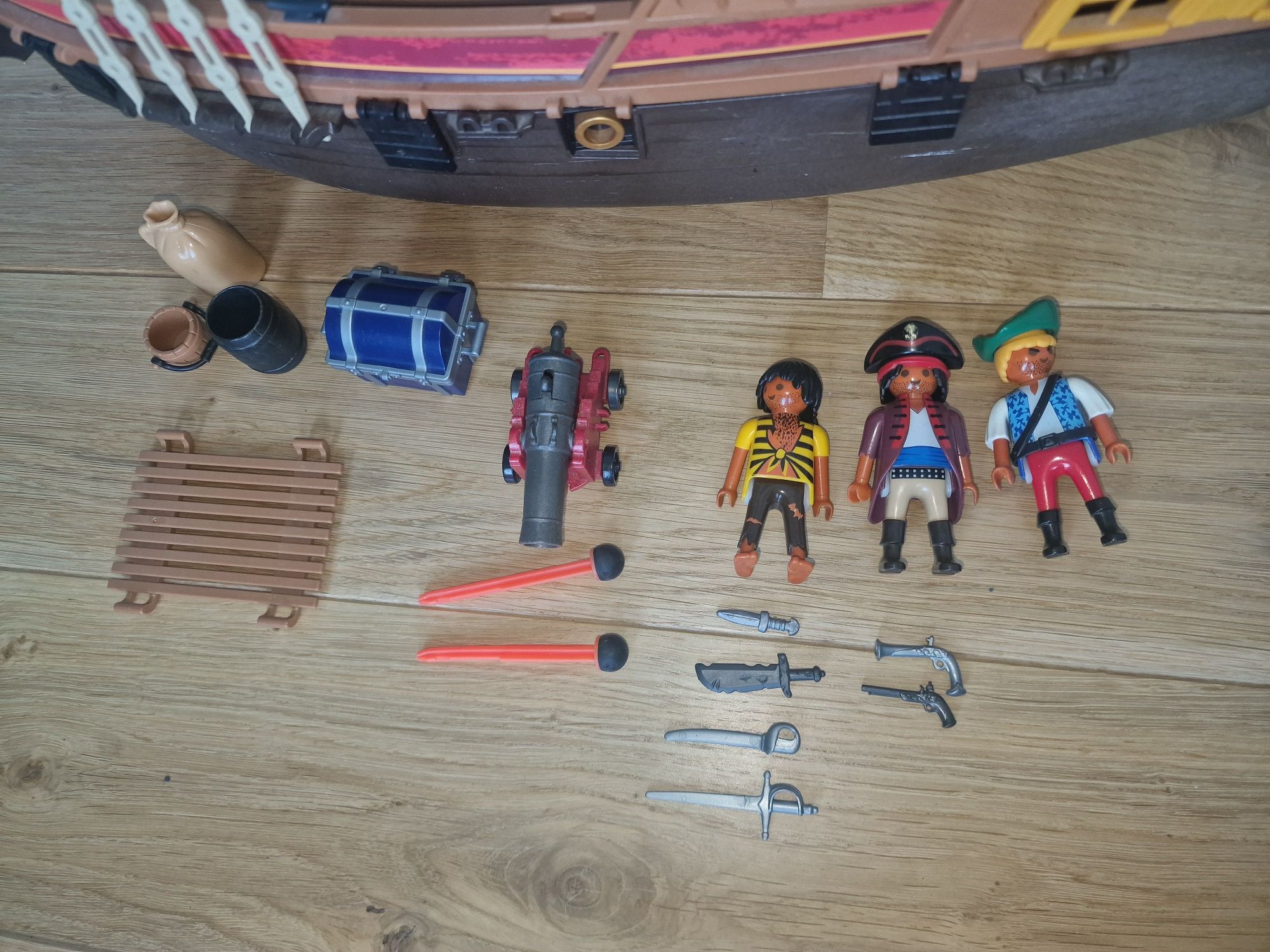 Playmobil огромен пиратски кораб