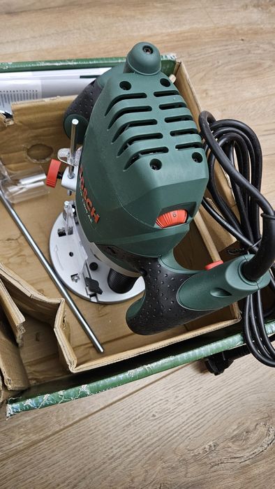 Freza electrica BOSCH POF 1200 AE, 28000rpm, 1200W