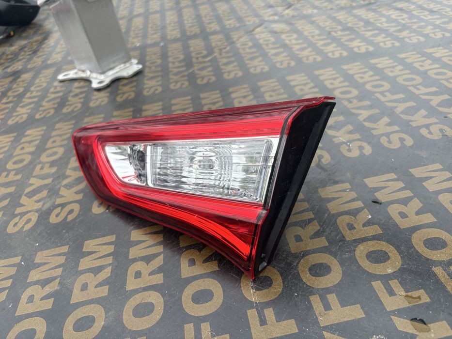 Стоп Toyota Yaris