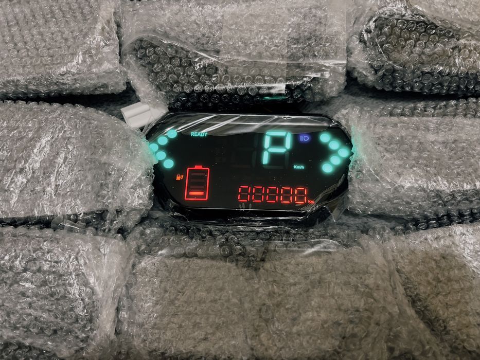 Универсален дисплей за електрически превозни средства 48-72V