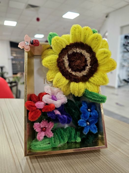 Rame decorative cu flori handmade
Perfecte pentru a imortaliza frumuse