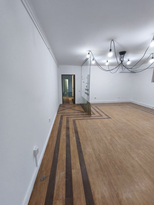 Spatiu Comercial de Vânzare