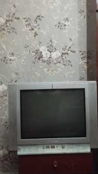 Телевизор Самсунг .