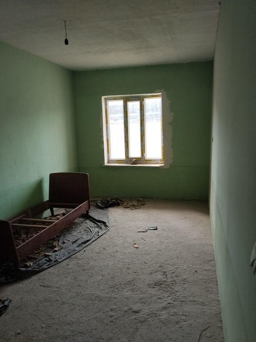 Продам 2 комнатную квартиру.