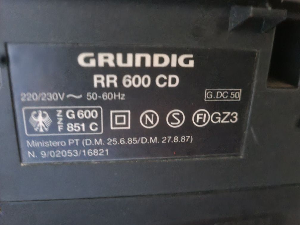 Casetofon Grundig rr 600 cd
