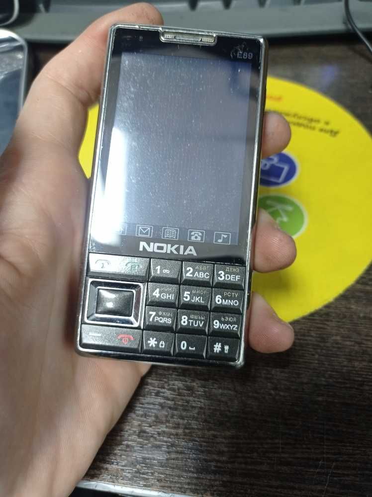 Nokia E89 - черный