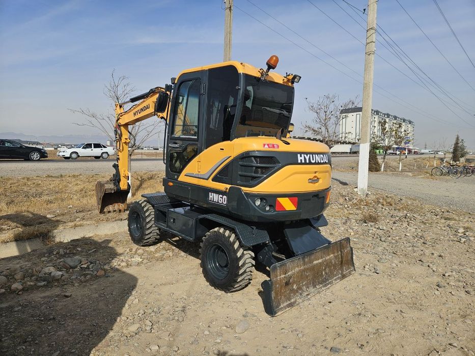 Хундай  экскаваторов сотилади