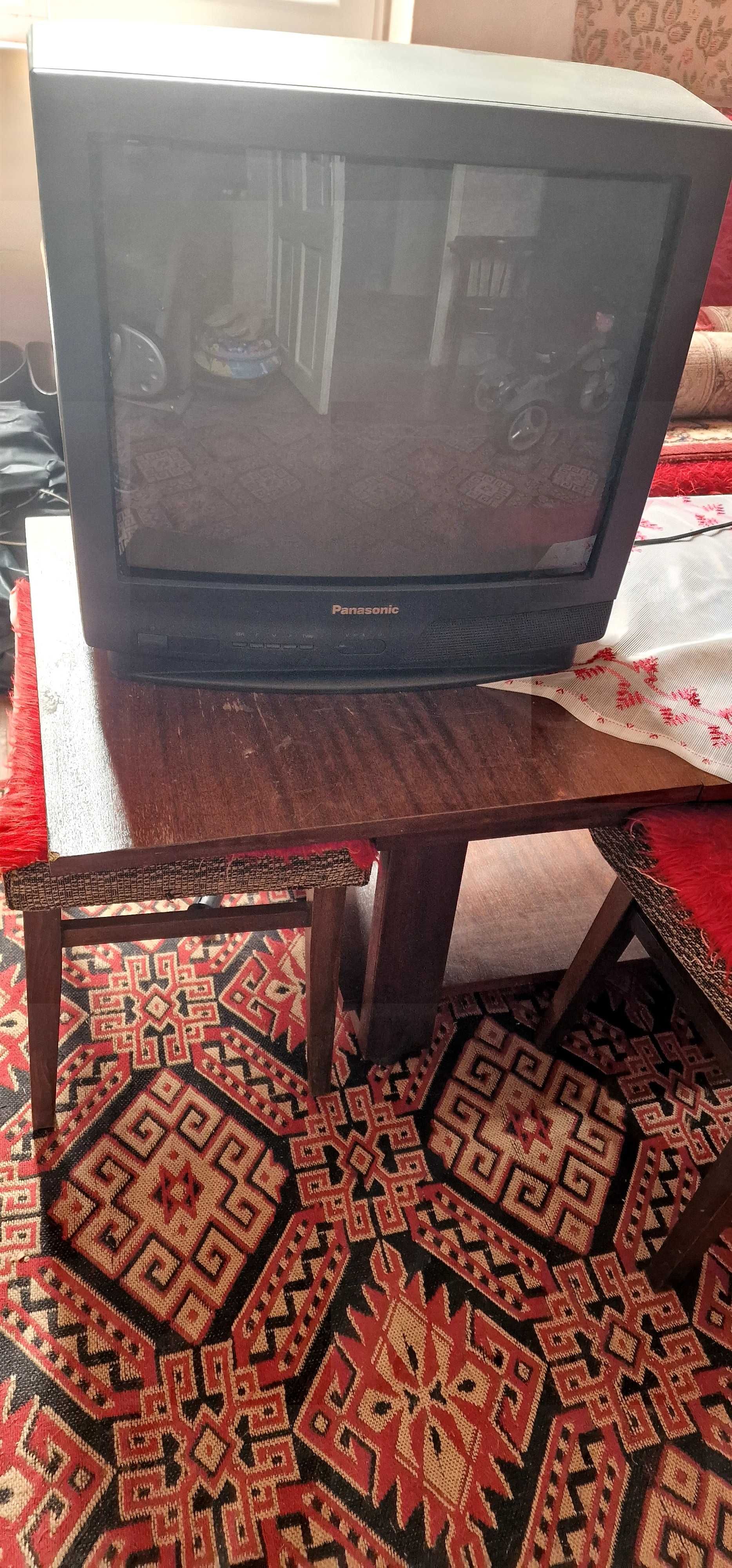 Продавам телевизор Panasonic 21