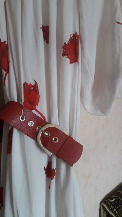 Продам платья разные и очень красивые