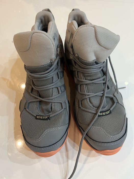 Спортни зимни маратонки адидас