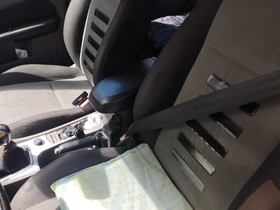 Vând Ford focus 2010