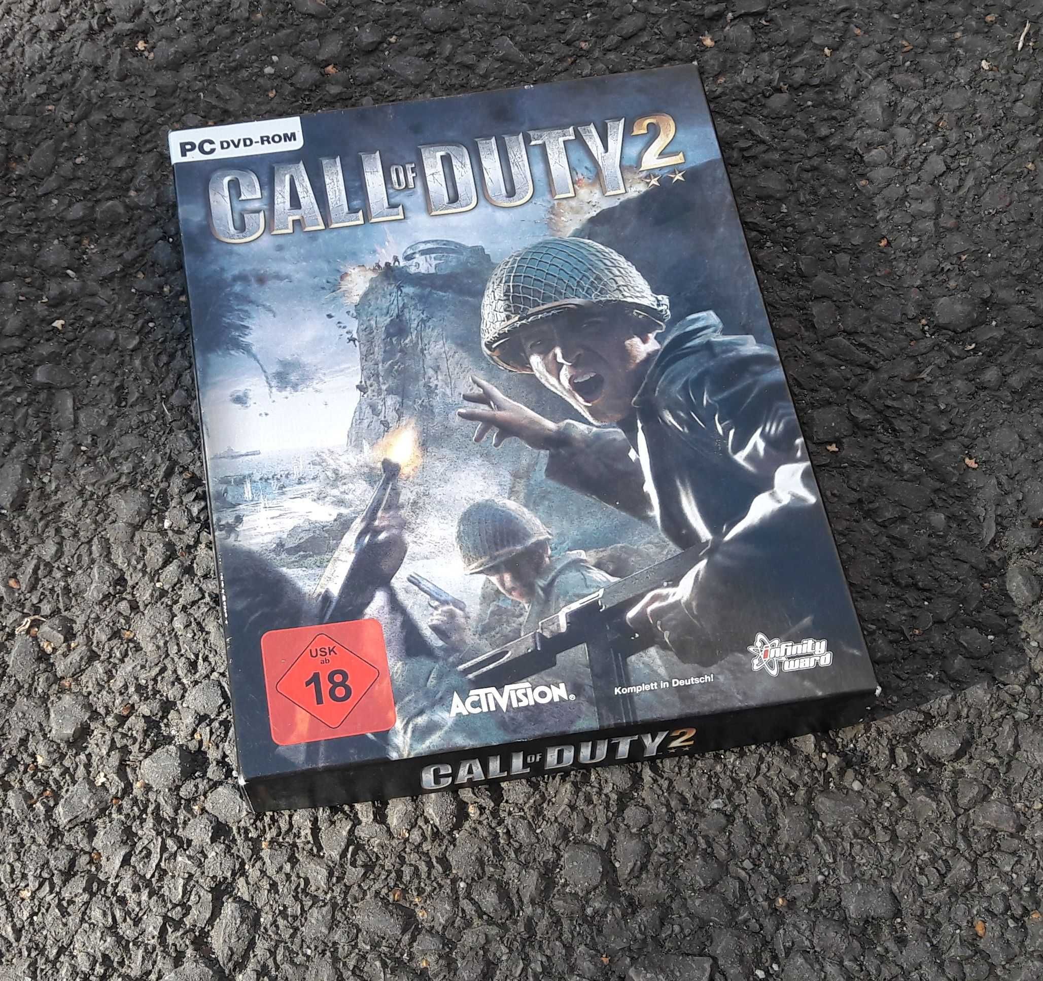 Joc de colectie Call of Duty 2 - PC  Small BOX