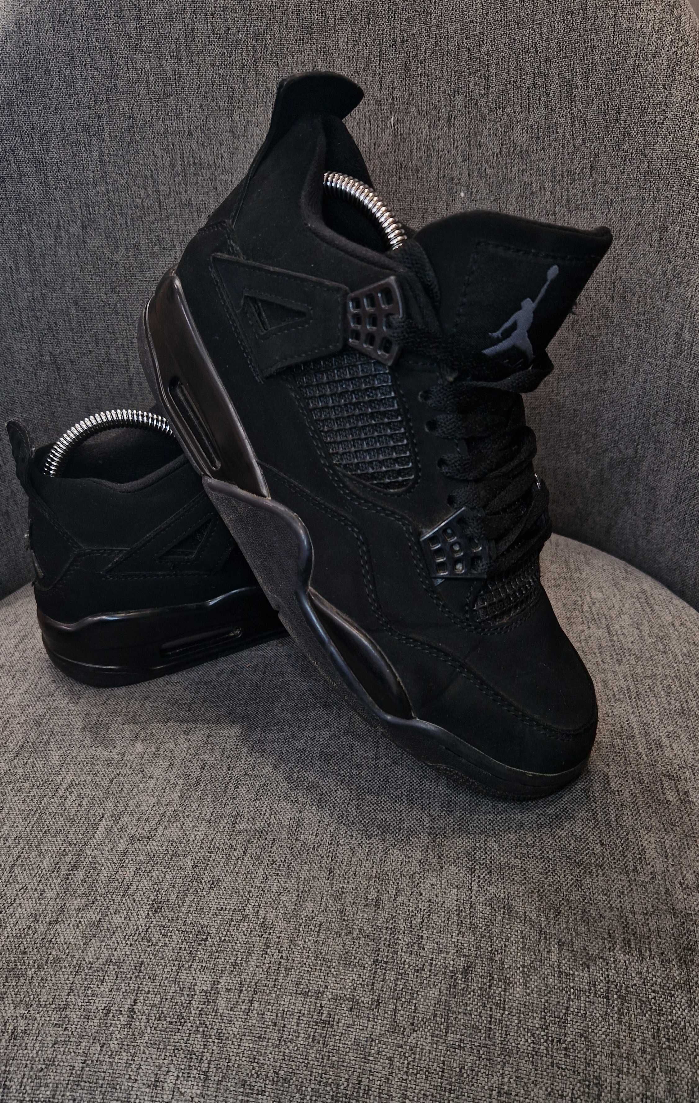Оригинални мъжки маратонки- Jordan 4