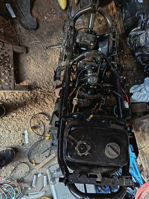 Vând scuter defect Urgent !!!