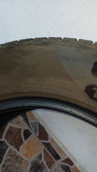 Летни гуми Марка: UNIROYAL – модел Rain Tyre / RainH  
Размери:  
- 22