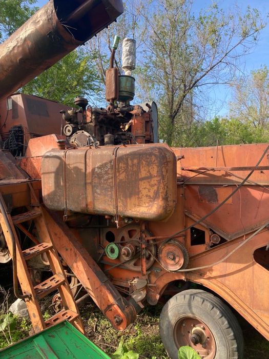 Продам комбаиин