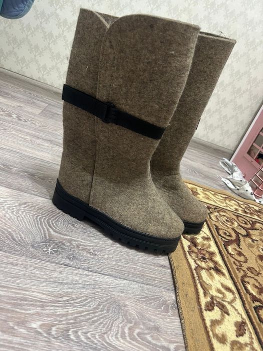 Продаю валенки унисекс