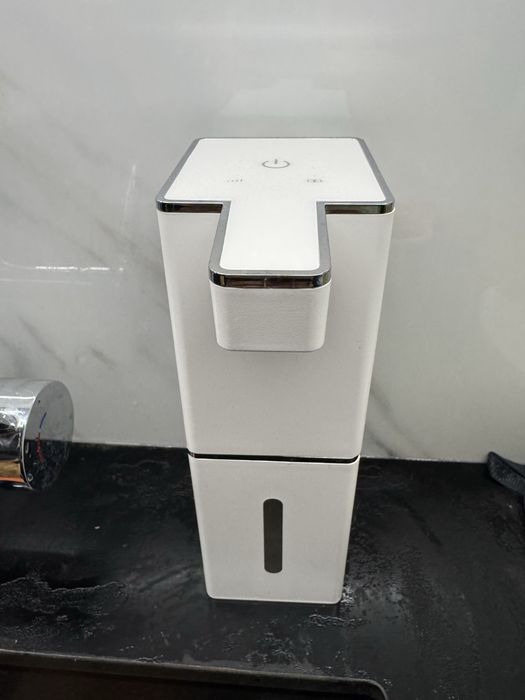 Диспенсър за течен сапун