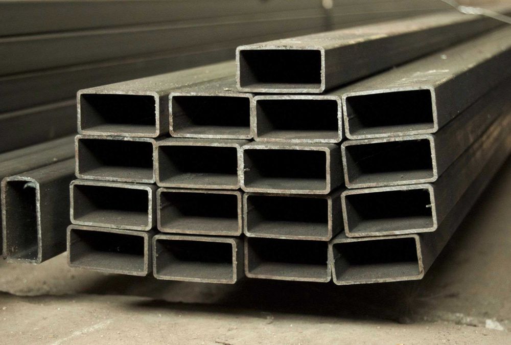 Профильная труба 40×20×1,5. Профиль.