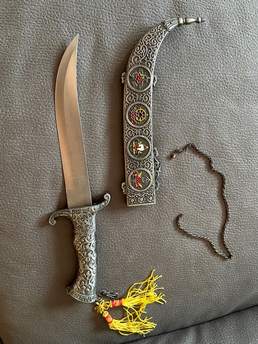 Cutit panoplie cu teaca - model deosebit