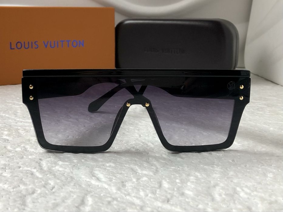 -22% Разпродажба Мъжки слънчеви очила маска 2 цвята