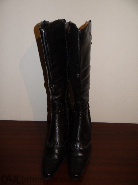 Дамски ботуши високи