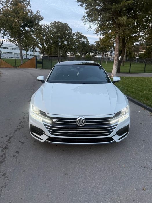 Volkswagen ARTEON Nu e cine știe ce..dar e țiplă!!