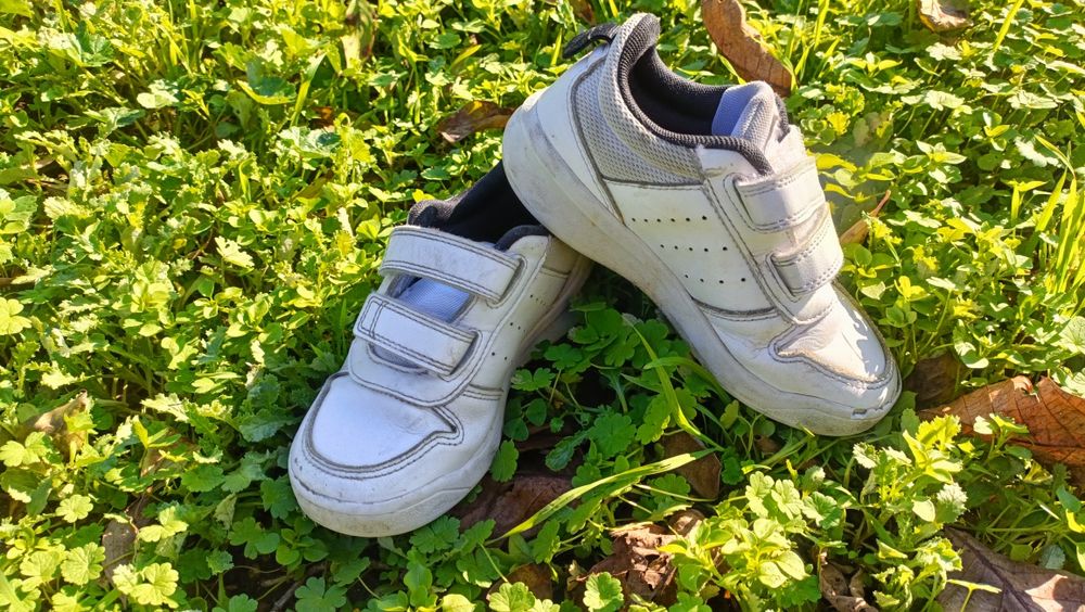 Обувки за момче размер 28