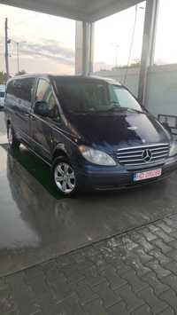 Vând Mercedes vito 8+1