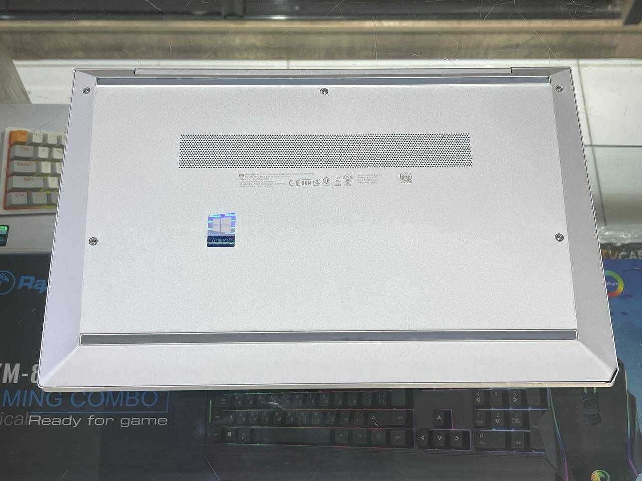 HP EliteBook 845 G7  Ryzen 7 PRO 4750U ram 18 ssd 256