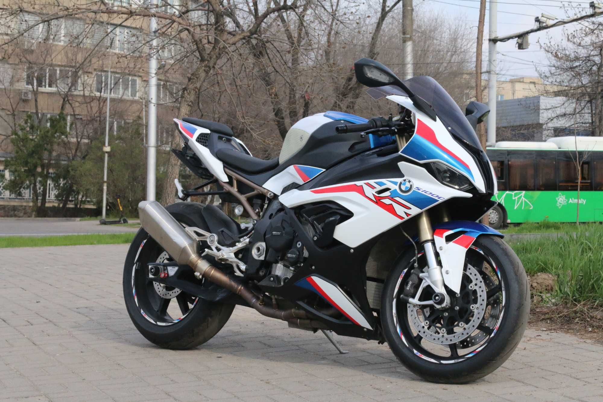 Продам BMW S1000RR 2021