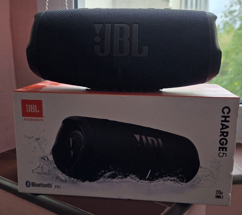 JBL Charge 5 black