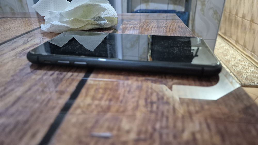 Iphone 11 128Gb negru