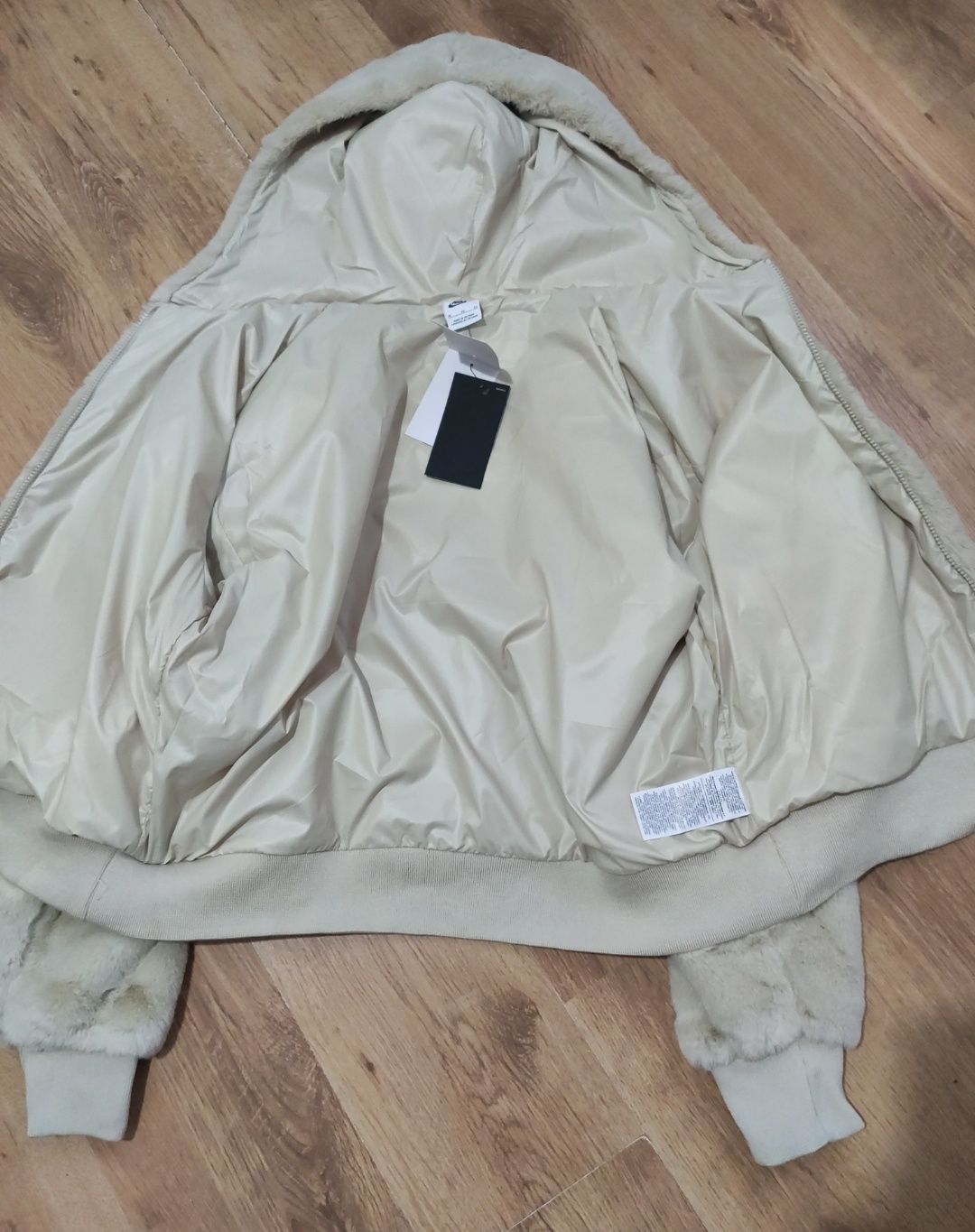Geaca damă Nike mărimea XL