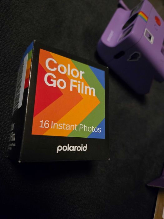 Polaroid instant camera gen 2 с 16 инстантни снимки пакет
