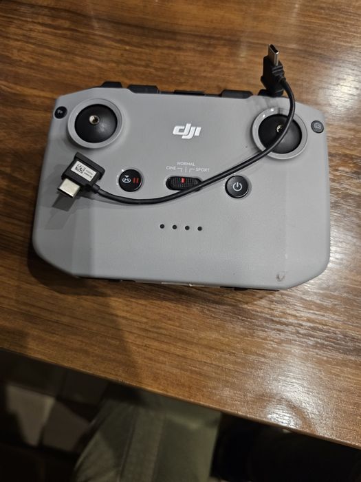 DJI дистанционно за дрон
