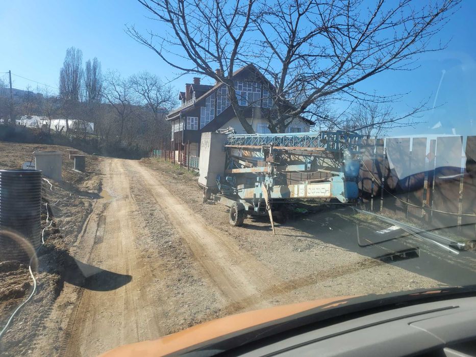 Vand panouri metalice si macara