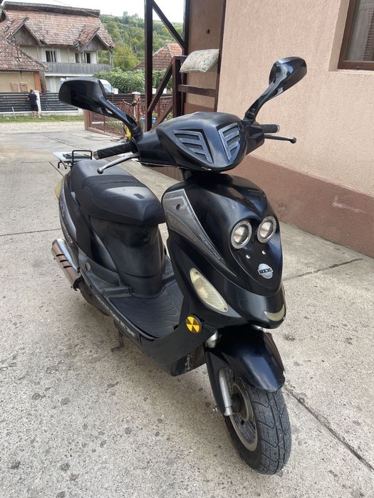 Vand scuter 49 cc