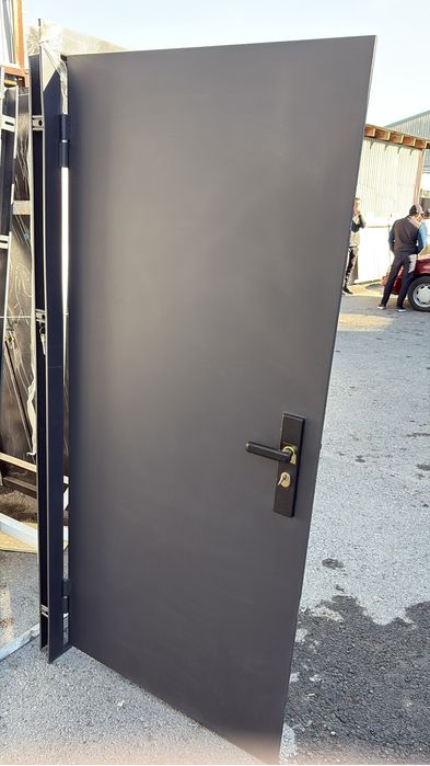 Металлические двери «Romdoors"»