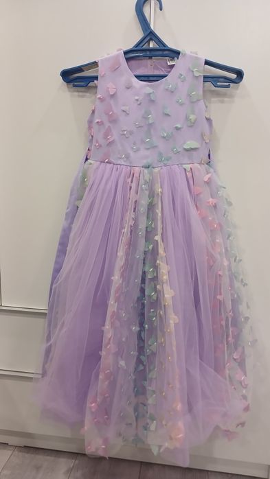 Продам платье для девочки