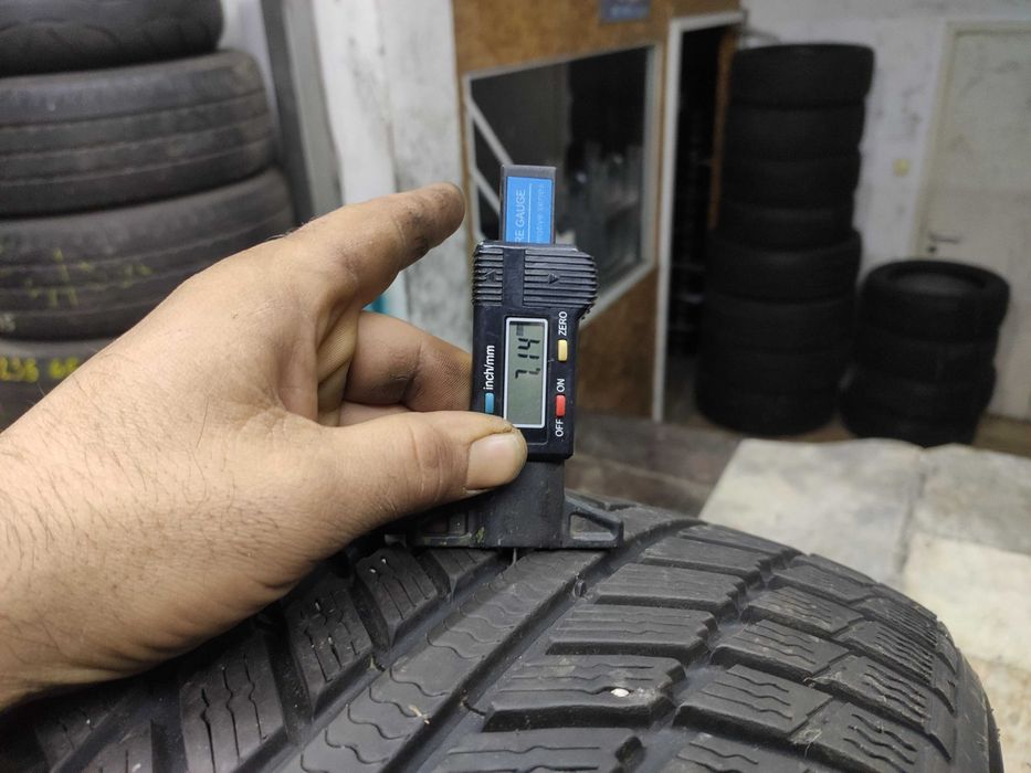 4бр Зимни Гуми 225 50 18 - Syron