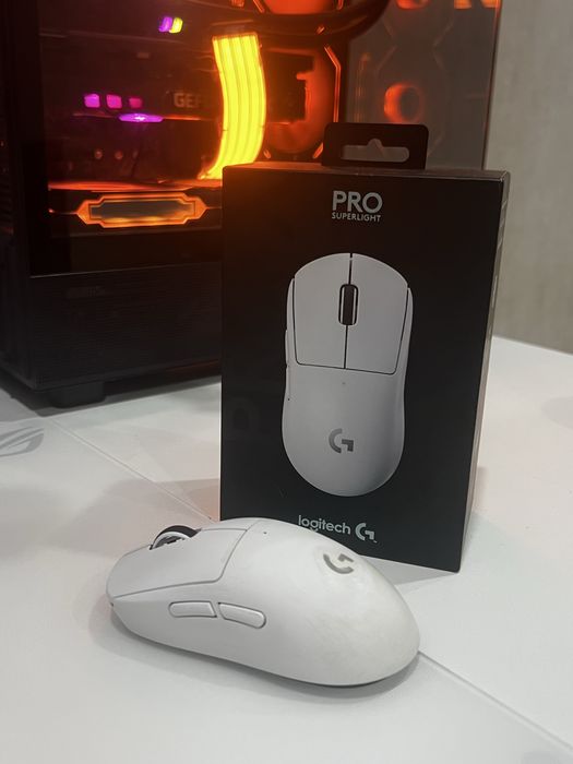 Мышь Logitech G PRO SuperLight