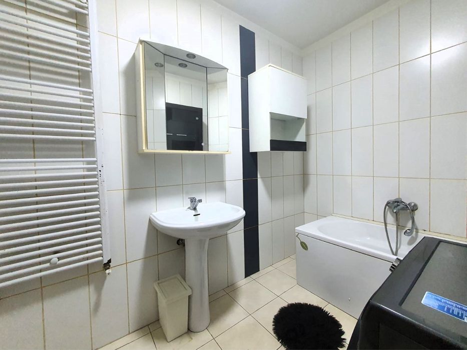 Vand apartament 3 camere militari residence