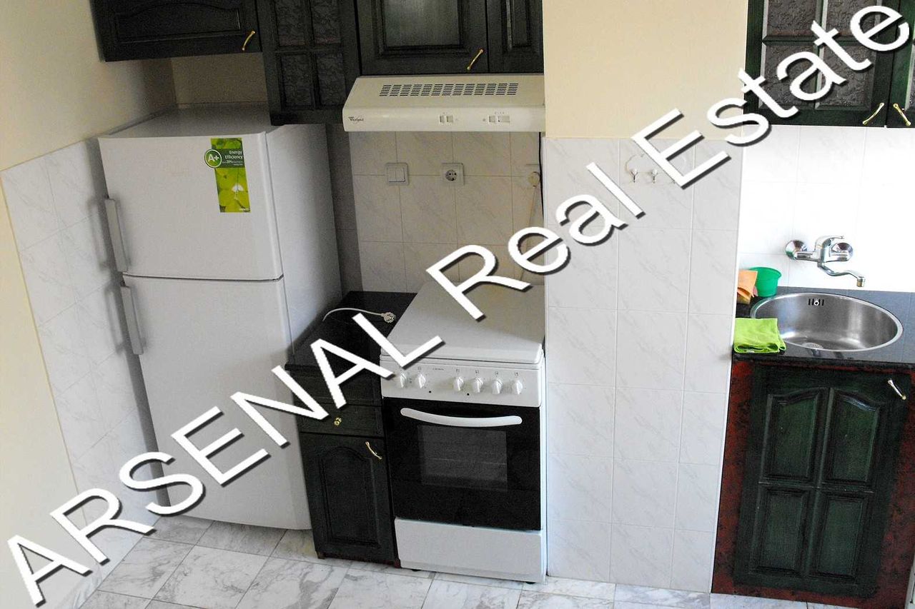 Дава се под наем Двустаен апартамент в София, Борово - 105 кв.м за 550 € - Снимка #1