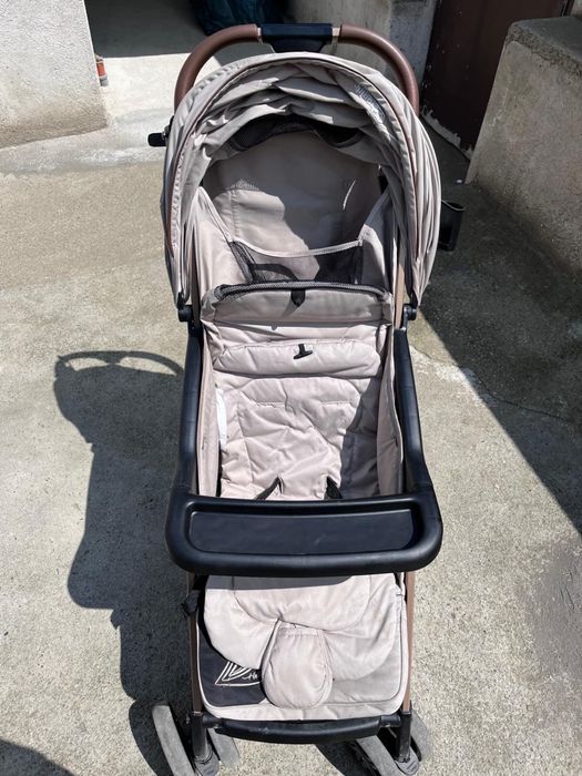 Бебешка количка Chipolino April