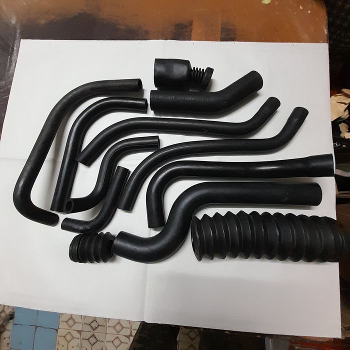 Патрубки новые на ВАЗ 08, 09. Запчасти  ВАЗ 08, 09.