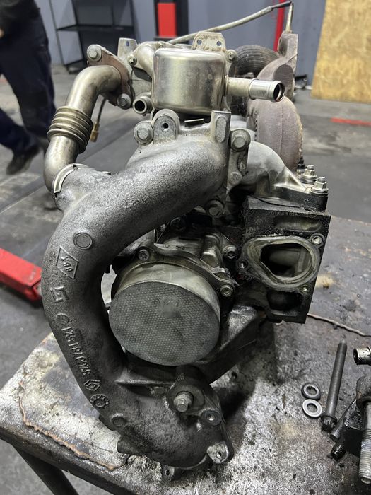 Vând chiuloasă completa renault megane, scenic ,trafic ,laguna ,clio