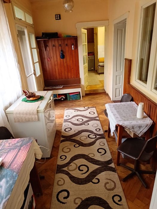 Casă si Teren de Vânzare