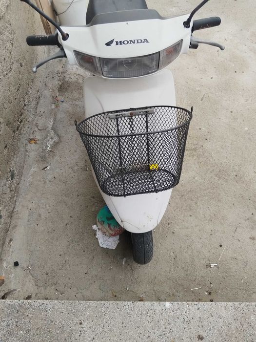 Продавасе HONDA dio AF18